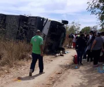 Camionazo al sur de Sonora deja saldo de 15 lesionados; hay dos graves