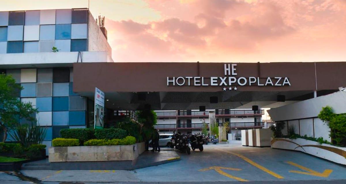 Colapsa Hotel Expo Plaza en Jalisco