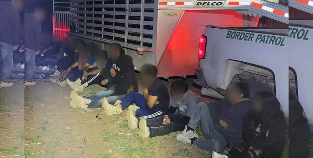 Patrulla Hípica Fronteriza localizó a 16 migrantes en Douglas