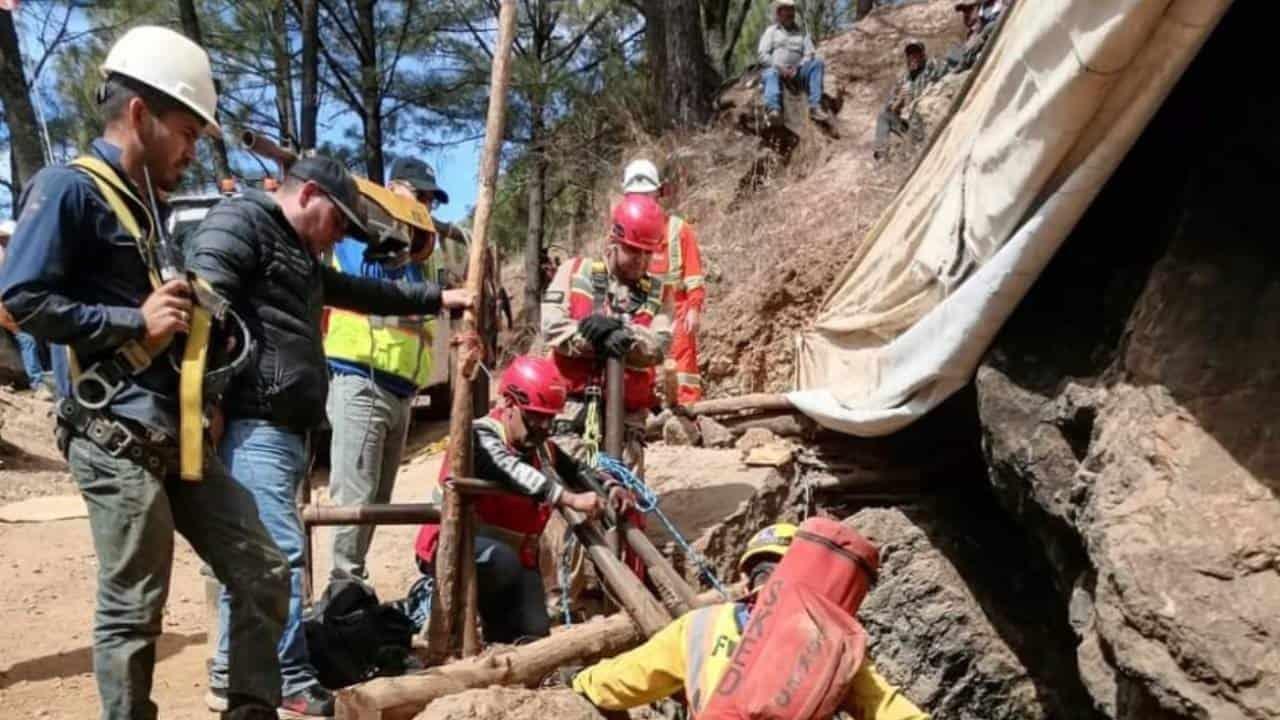 Protección Civil de Navojoa participa en el rescate de minero de Chihuahua