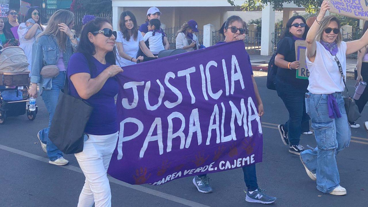 Familiares de Alma Lourdes marchan exigiendo sentencia para Hilario N