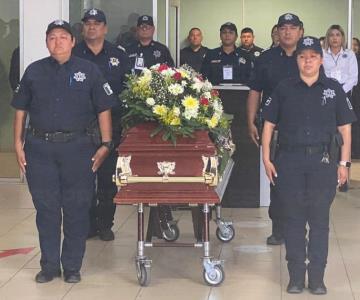 Despiden con homenaje a policía de Cajeme que se quitó la vida