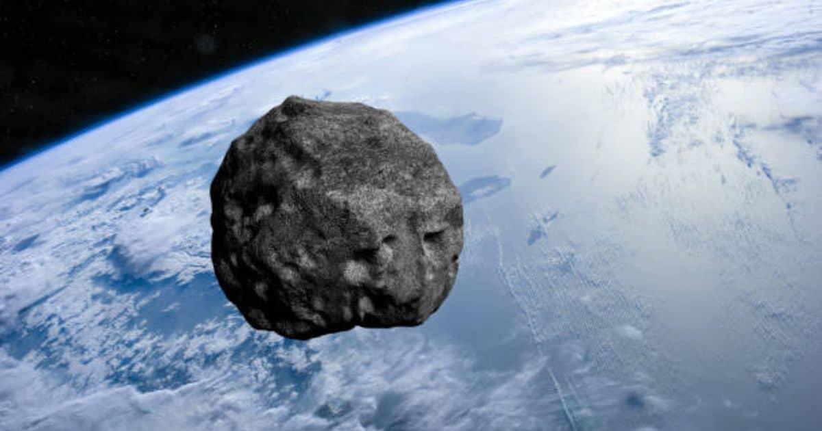 Asteroide preocupa a científicos de la NASA; podría pasar cerca de la Tierra