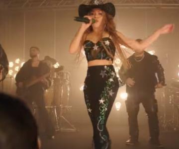 Shakira rinde homenaje a Selena en videoclip de Entre Paréntesis