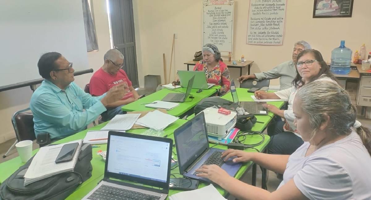 Docentes sonorenses participan en realización de libros en lengua indígena