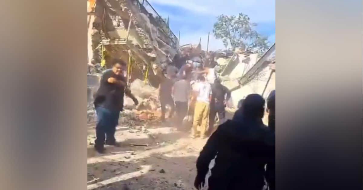 Explosión arrasa con 5 viviendas en Tlalpan; muere mujer de 65 años