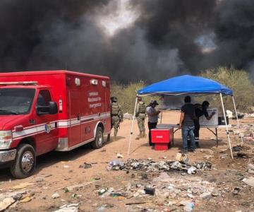 Evacúan familias por incendio en recicladora en Empalme