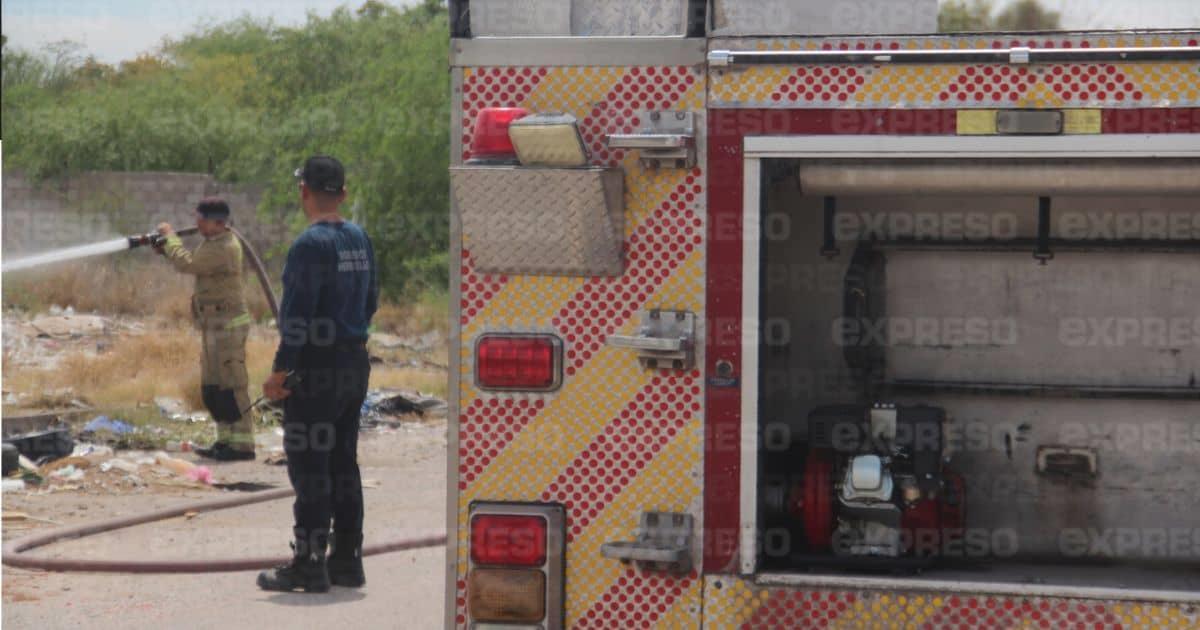 Bomberos sofocan dos incendios en la colonia Solidaridad