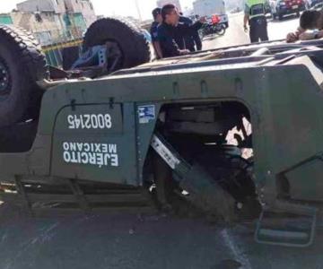 Volcadura de camión de la Sedena deja 4 heridos