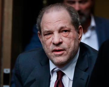 Anulan condena de Harvey Weinstein por violación y acoso sexual