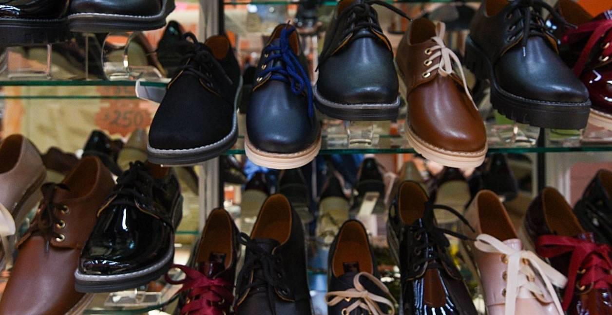Gobierno abre investigación contra calzado chino