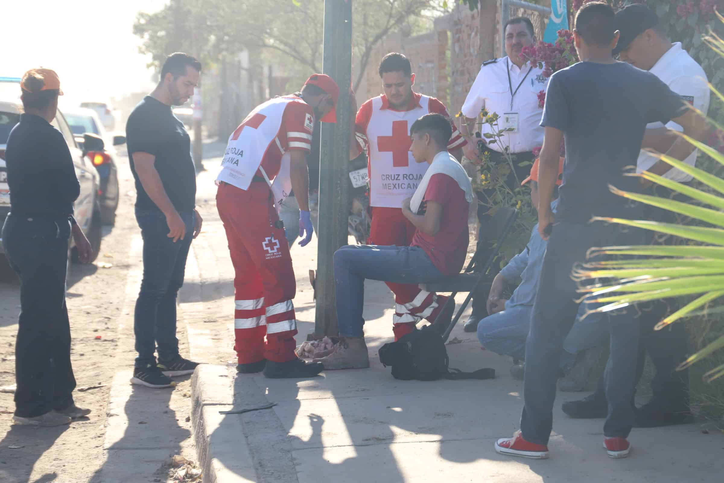 Motociclista sufre accidente en la colonia Luis Donaldo Colosio