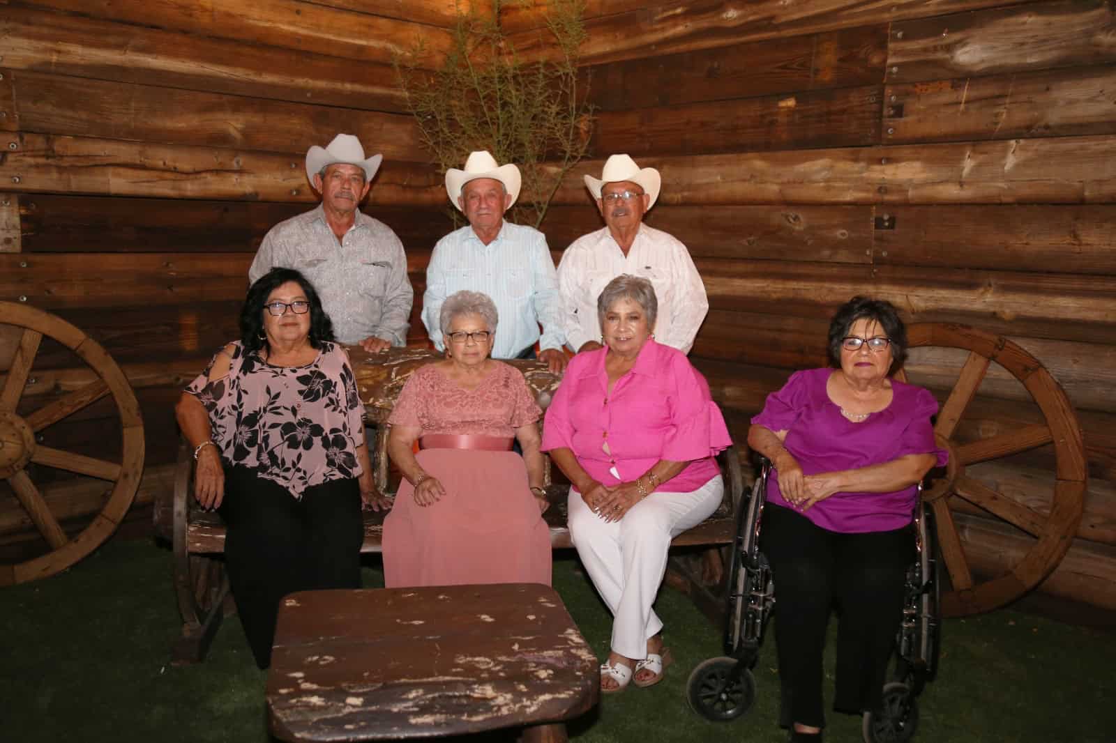 Crucita Durazo de García festejó sus 80 años de vida