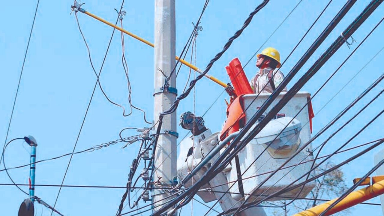 Suspenderán temporalmente suministro eléctrico en el poblado Miguel Alemán