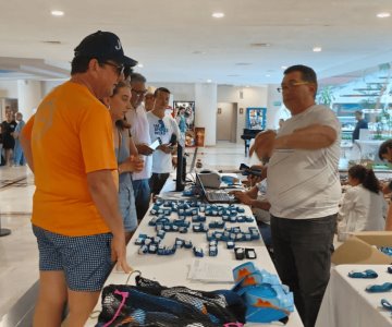 Atletas listos para el primer Cruce de Bahía Algodones en San Carlos