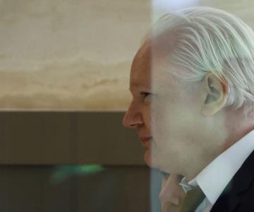 Julian Assange llega a las Islas Marianas para formalizar acuerdo con EU