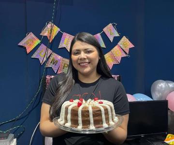 Paola Meraz celebra sus dulces 28 años