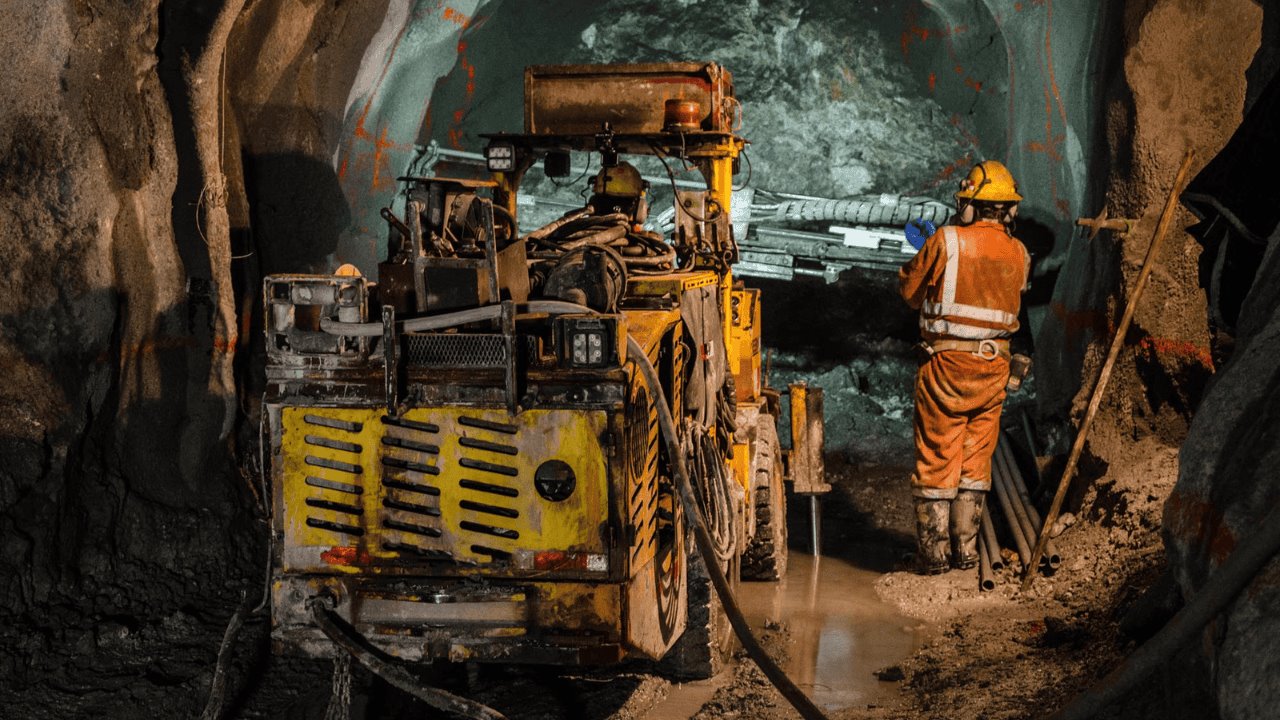 Trabajadores de minas en Sonora percibieron aumento salarial de 12%