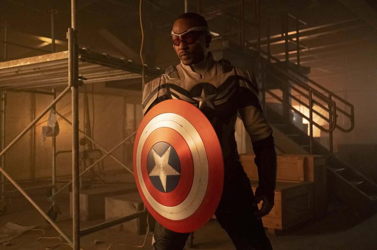 Anthony Mackie toma el escudo en Capitán América: Un Nuevo Mundo