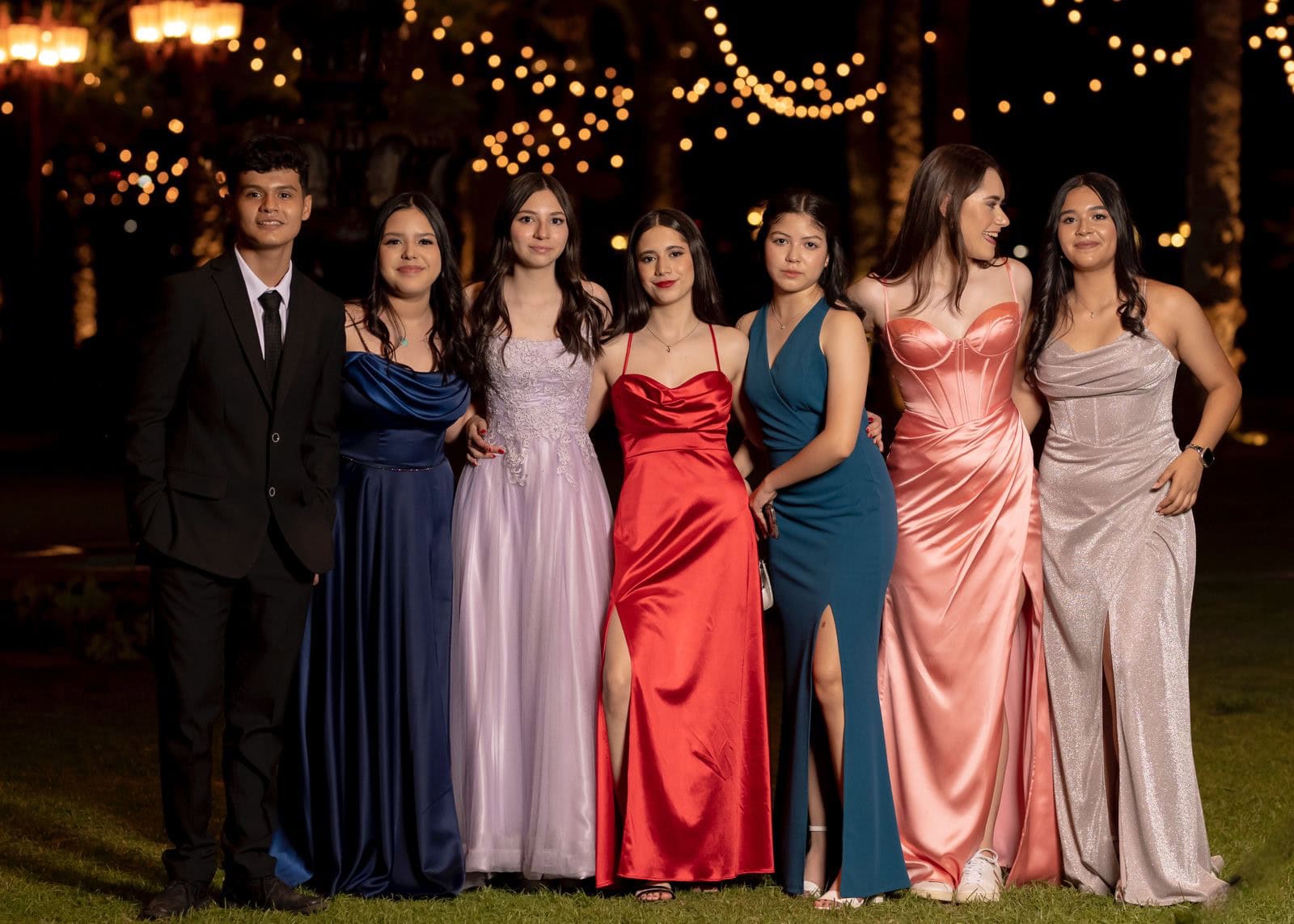 Colegio Bilingüe Nueva Galicia festeja su graduación