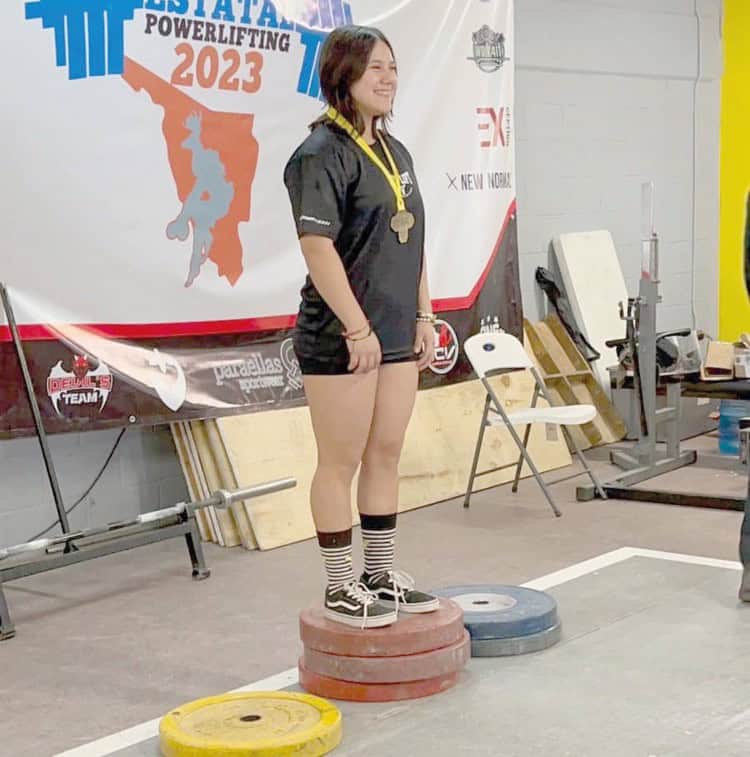 Dana Violeta busca poner en alto a Sonora en mundial de Powerlifting en Malta