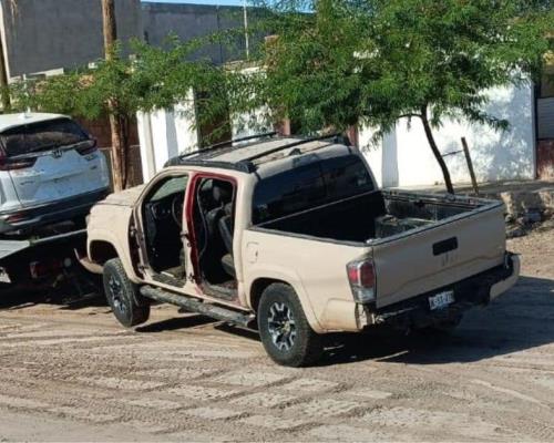 Aseguran vehículos con reporte de robo y narcóticos en Caborca