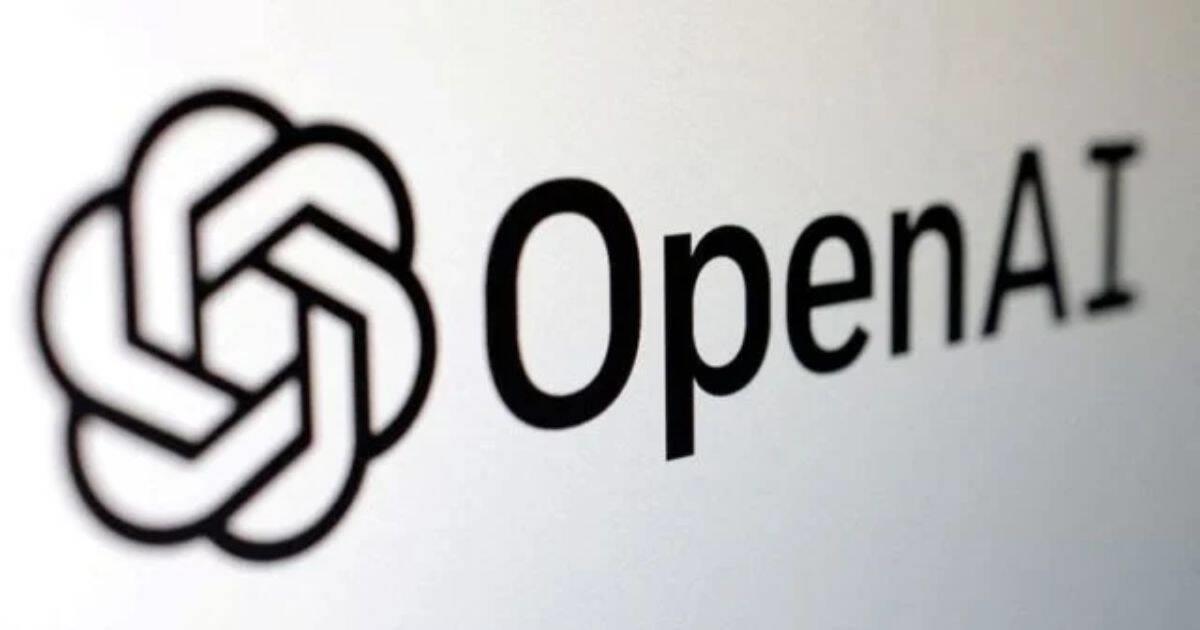 Negocia Apple inversión en OpenAI