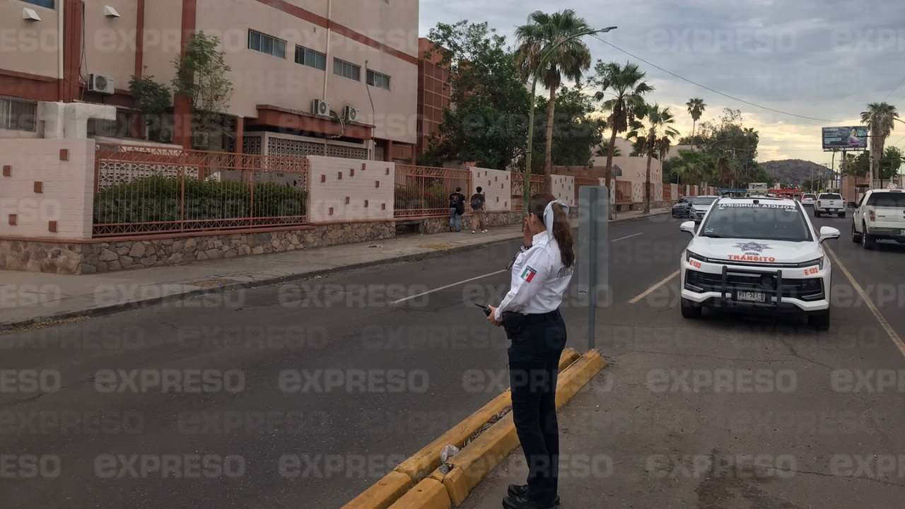 Retiran a indigentes del puente peatonal de la Unison por comienzo de semestre