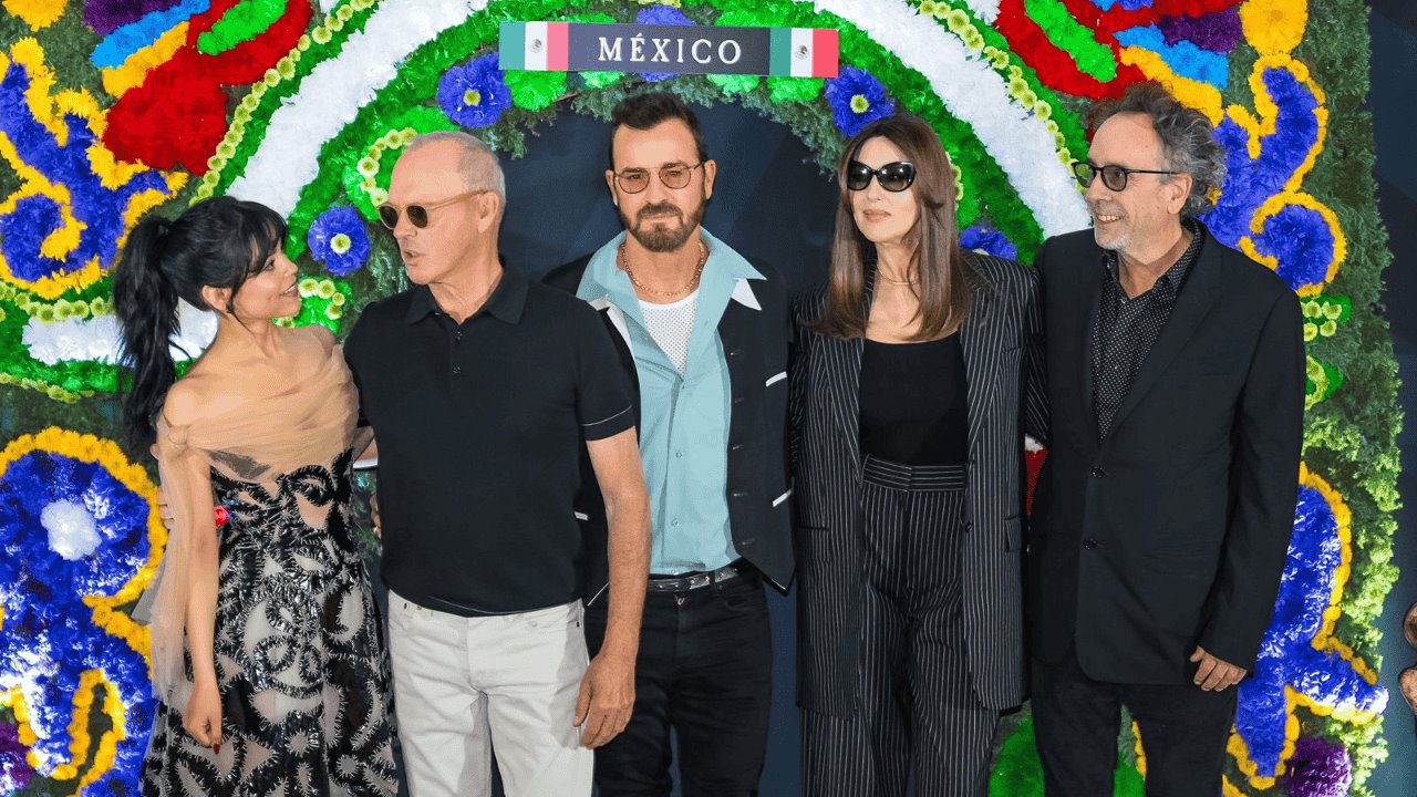 Tim Burton y el elenco de Beetlejuice visitan México