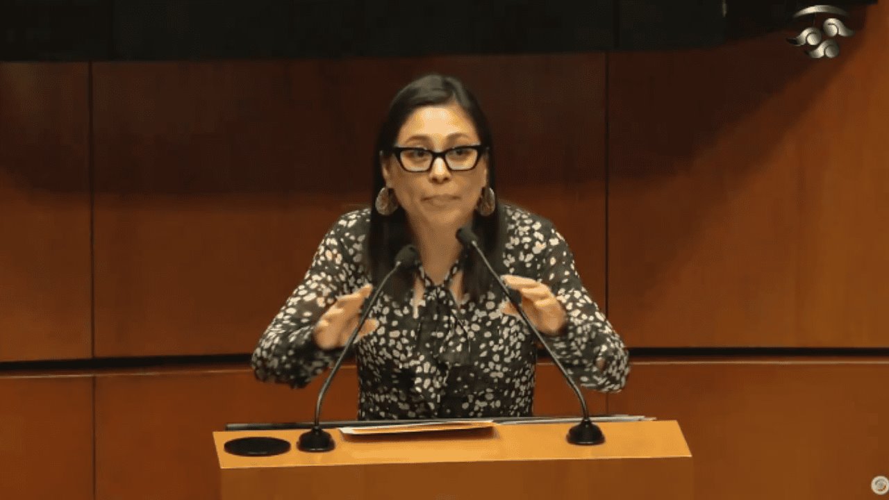 Diputada de Morena rompe en llanto por el fin del sexenio de AMLO