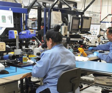 Fabricación de computadoras mantiene atracción de IED en Sonora