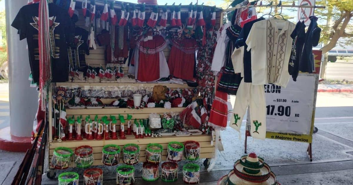 Banderas mexicanas invaden calles de Hermosillo; ventas por fiestas patrias