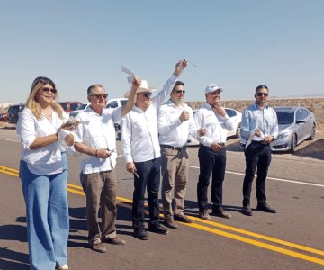 Entrega gobernador obra de rehabilitación de carretera Puerto Peñasco-SLRC