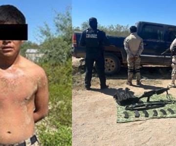 Detienen a un hombre, aseguran vehículo y armas en operativo en Santa Ana