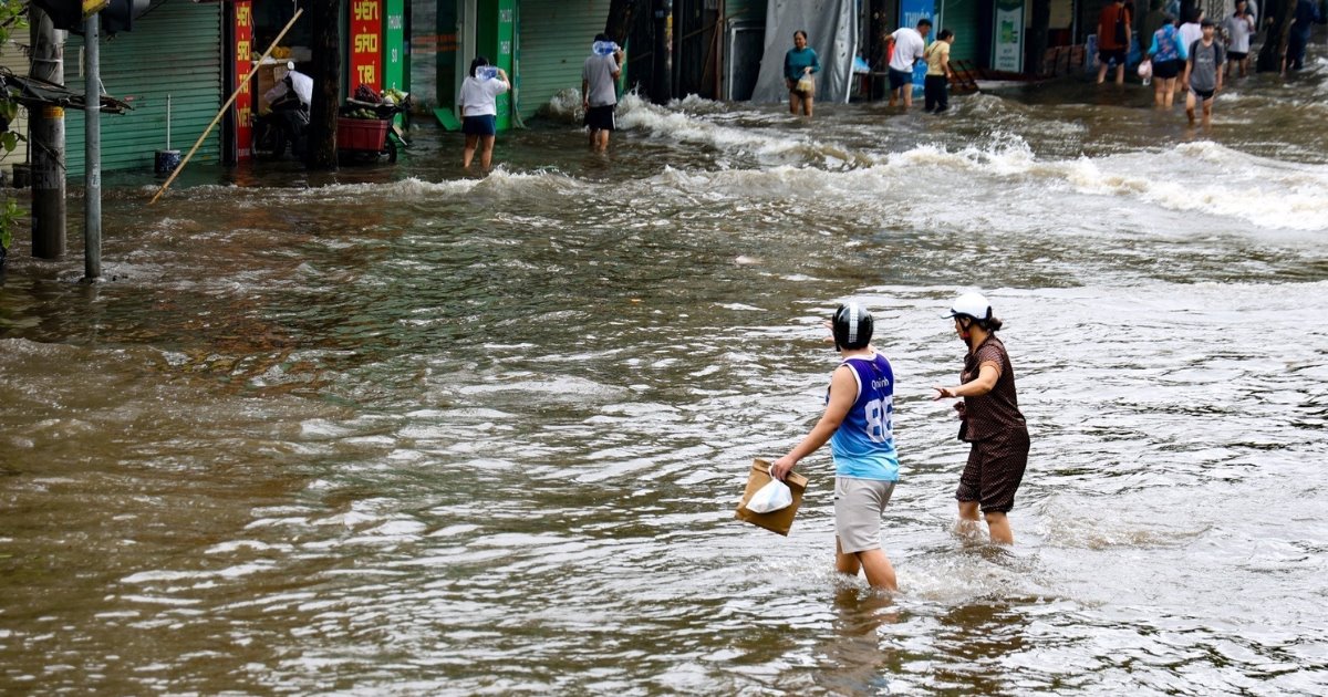 Aumentan cifras de personas fallecidas por tifón en Vietnam