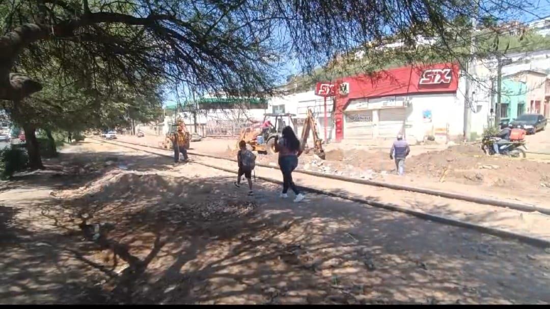 Hombre muere arrollado por tren en Nogales; lo partió en dos