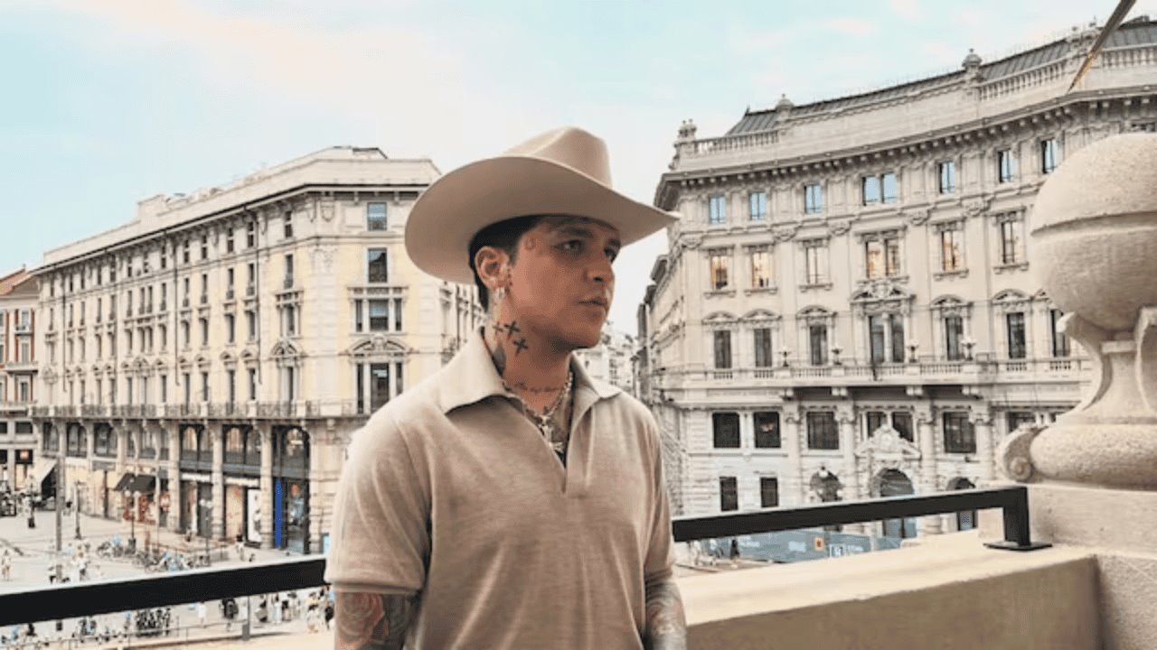 Christian Nodal se someterá a nueva cirugía facial