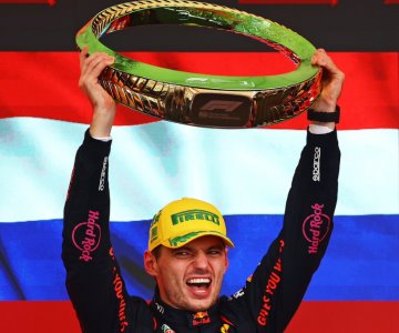 Max Verstappen se lleva el Gran Premio de Brasil; Checo Pérez undécimo