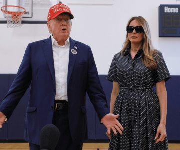 Votan Donald Trump y Melania en Florida