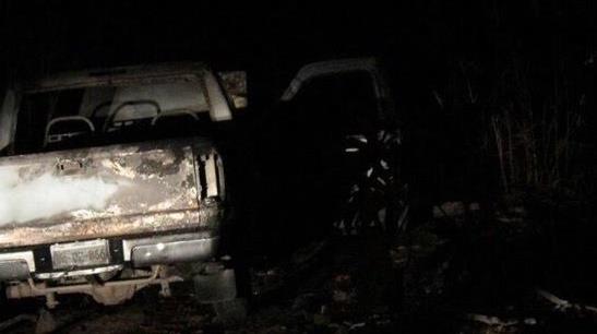 Hallan cadáver en camioneta calcinada en Guanajuato
