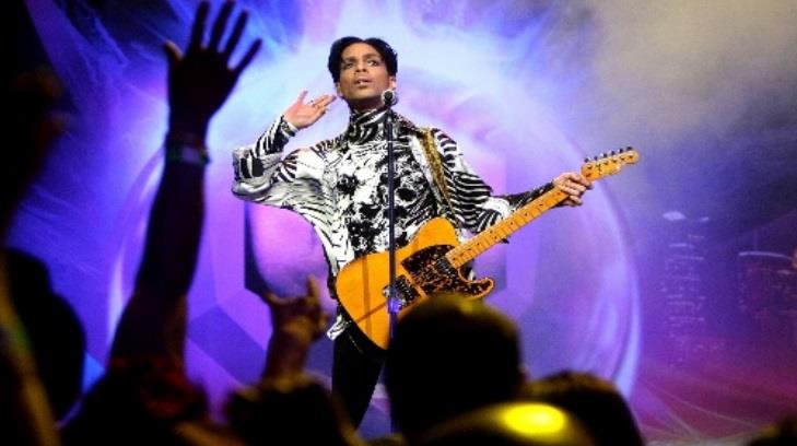 Lanzarán temas inéditos de Prince con remasterizado “Purple rain”