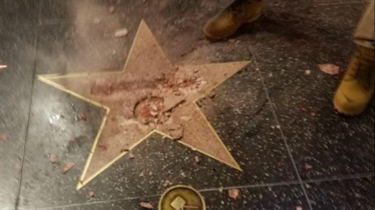 Destruyen estrella de Donald Trump en Hollywood