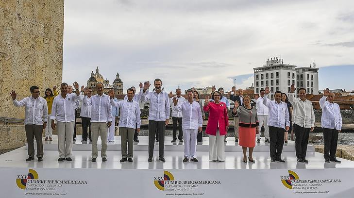 Cumbre Iberoamericana inicia con promesa de paz en Colombia