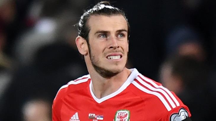 Gareth Bale alaba a Ryan Giggs