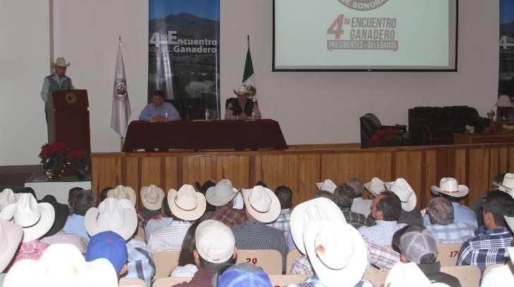 Participan 250 rancheros en Cuarto Encuentro Ganadero