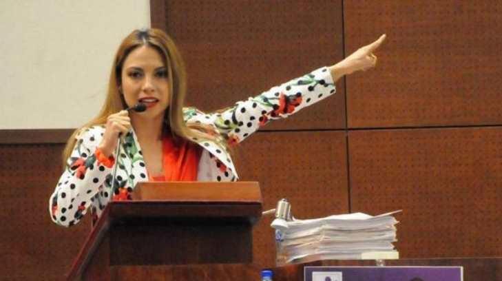 Diputada de Zacatecas se convierte en #LadyTrump