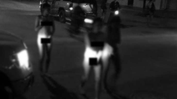 Obligan a tres mujeres a caminar desnudas en Huatabampo
