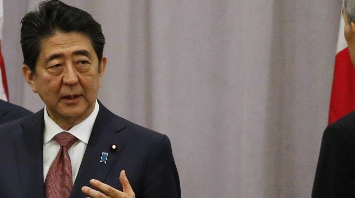 Donald Trump recibe a Premier japonés