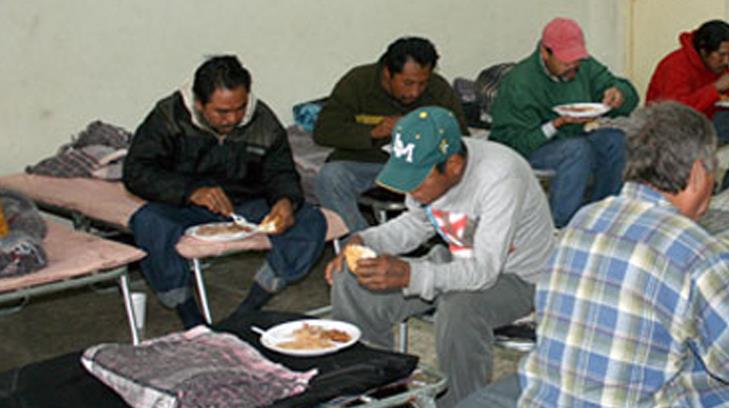Trasladan a 145 personas a albergues en Hermosillo