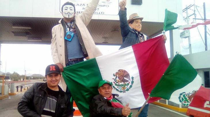 Suman 21 días de protestas en caseta de Hermosillo